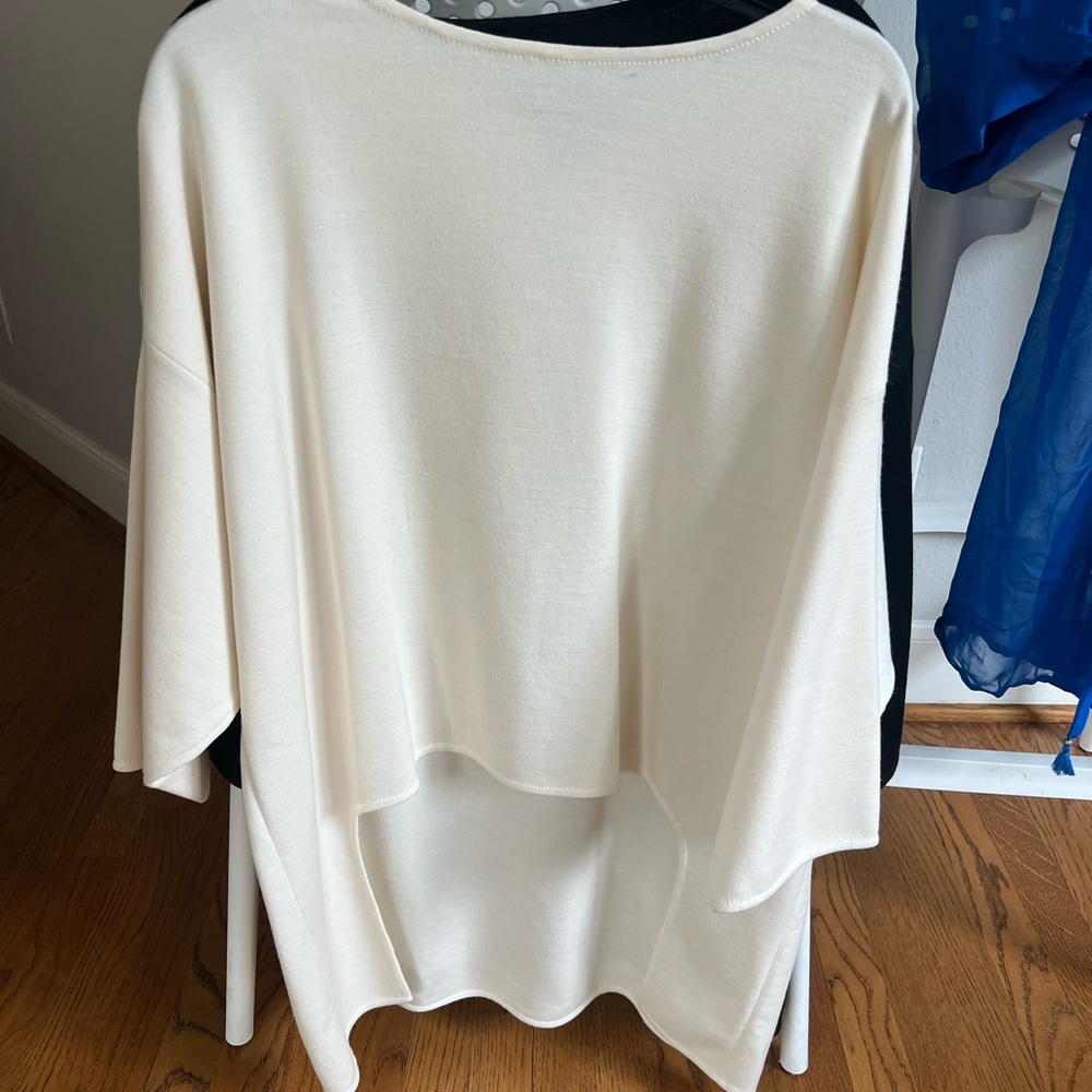 St. John Cream oversized high low Sweater